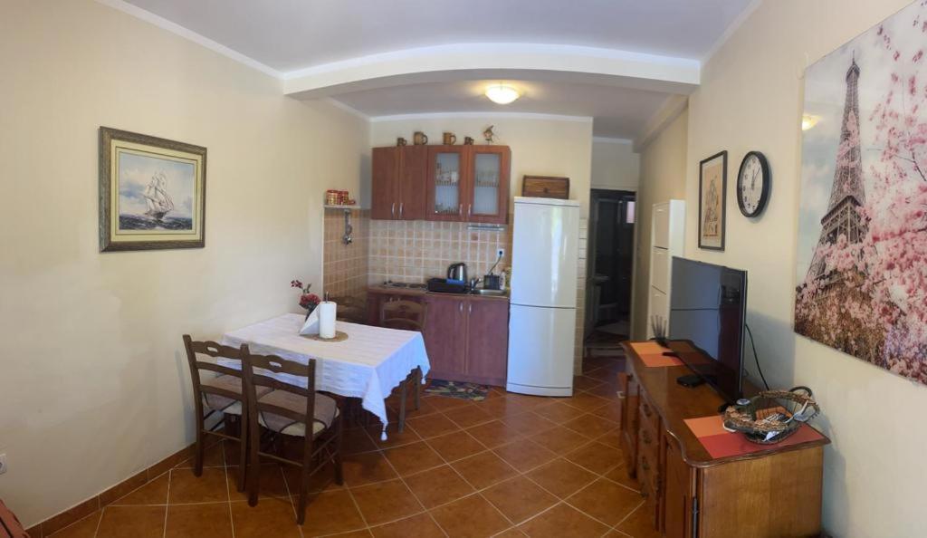 Belada Apartment Budva Luaran gambar